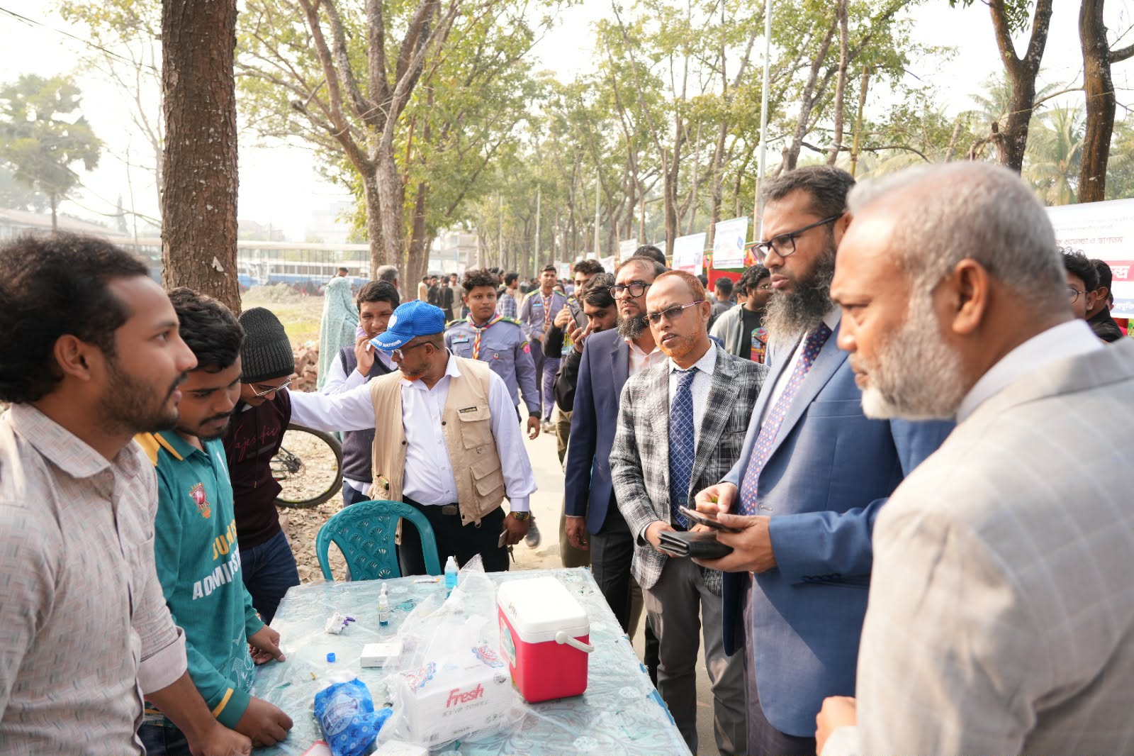 বাঁধন পবিপ্রবি ইউনিট এর স্টল,হেল্প ডেক্স ও বিনামূল্যে রক্তের গ্রুপ নির্ণয় কর্মসূচি